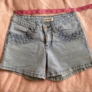 Light Washed Mom Jean Shorts
